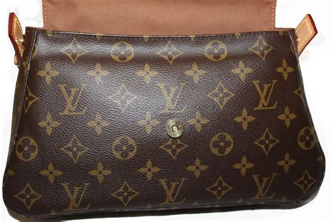 Louis Vuitton mini tote